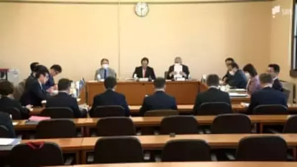 来春の県議選に向け定数や選挙区などを検討 各会派が検討結果を報告=静岡