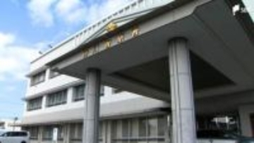 対向車線のトラックと衝突した上、車両を放置したまま逃走したか 31歳の男逮捕＝静岡・掛川市