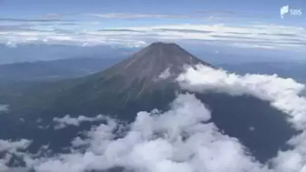 「富士登山の規制」効果薄れる? 減ったはずの遭難救助件数が2026年は増加 いまだ散見される夜間・軽装の登山者＝静岡