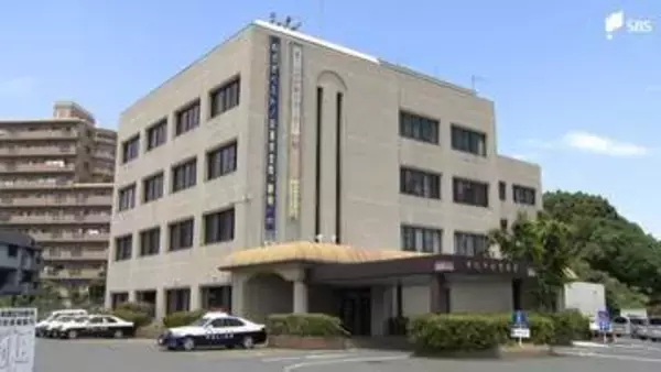 民家玄関のガラス窓を壊したか 建造物損壊の疑いで自称・整備士の男を現行犯逮捕＝浜松市