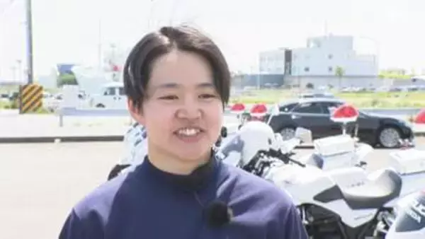 「県民の見本となれるよう頑張ります」白バイ隊に配属された23歳の女性警察官 300キロのバイクと格闘の日々...目標は「かっこいい白バイ隊員」＝静岡県警