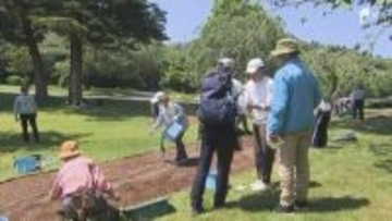 「あきらめない心を育てたい」養護施設の子どもたちが園芸作業の体験＝浜松市
