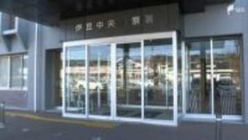 道路を横断中の女性が車にはねられ死亡 過失運転傷害とひき逃げの疑いで60代の男を逮捕＝静岡・伊豆市【続報】