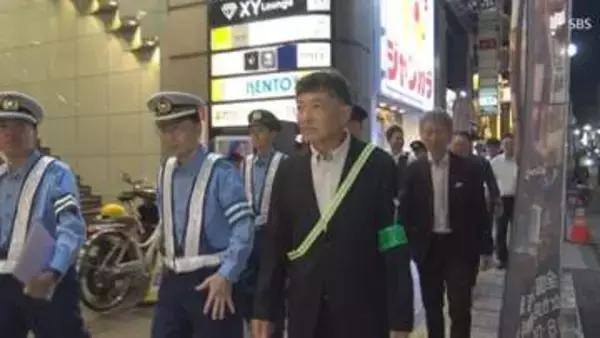 「楽しく過ごせる繁華街を」 警察と行政が連携「おまちクリーンアップ作戦」 県警本部長らが巡回＝静岡市