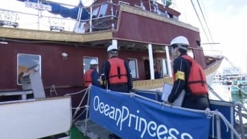 「安全意識高め運航を」年末年始前に船舶の安全点検 救命胴衣や消火器など確認＝静岡・清水港