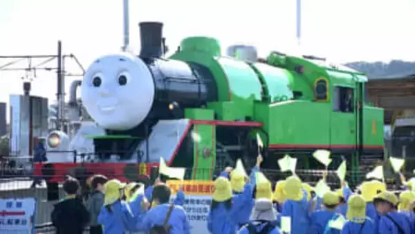 「きかんしゃトーマス」の親友「パーシー号」 3月7日の運行開始前にお披露目＝静岡・大井川鉄道