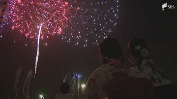 夏の風物詩袋井市では「ふくろい遠州の花火」 沼津市では「狩野川花火大会」鮮やかな花火の数々夜空を彩る＝静岡県