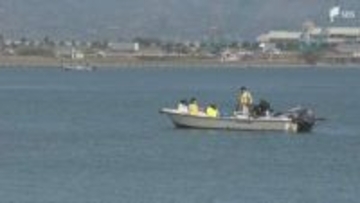 「衛生的に楽しく使ってもらえるように」夏の海水浴シーズン前に水質調査 新居弁天海水浴場＝静岡・湖西市