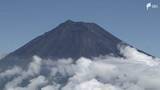 「【富士山】下山中に転倒、両膝を痛めた男性が救助要請＝静岡」の画像1