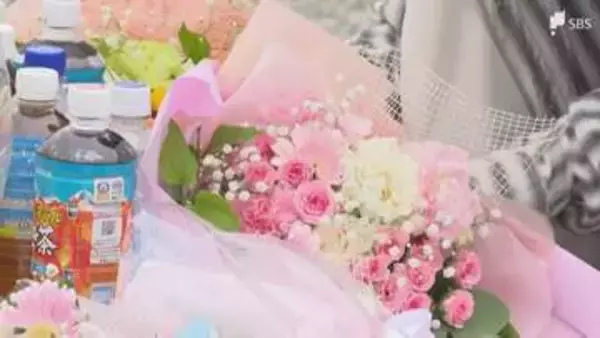 「千奈に申し訳ない気持ちが溢れてきた」通園バス園児置き去り死事件から4年 遺族が現場で花と麦茶手向ける＝静岡・牧之原市