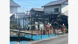 「住宅1棟焼く火災延焼は阻止し、現在も消火活動続く＝静岡県牧之原市」の画像1