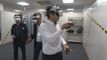 深夜の百貨店を探索⋯現実と仮想空間融合したクロスリアリティー体験 VRゴーグルつけ物語に没入＝静岡・松坂屋静岡店