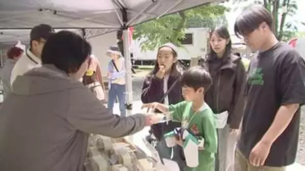 「滝を見て、買って、笑って帰る」朝市で地域に観光客を！ 滝を見て帰るだけから「滞在型」へ 陣馬の滝で始まった地元の挑戦