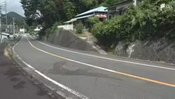 乗用車とトラックが正面衝突か 乗用車を運転していた79歳の男性が死亡＝静岡・下田市