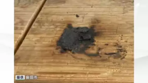 中学校でノートパソコンが発火  画びょうの針がバッテリー部分に刺さる ロッカーの一部などが焼ける=静岡・島田市