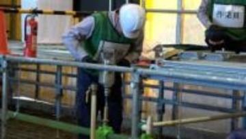 自然災害時に素早く復旧へ「SHIZGAS導管技能チャレンジ」ガス管の修繕作業など披露＝静岡市