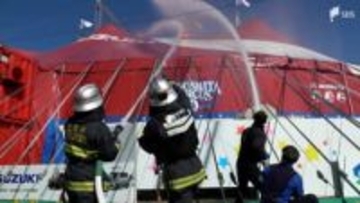 「木下大サーカス」会場で消防訓練 ゾウが自慢の鼻で水を撒くパフォーマンスも＝静岡・磐田市