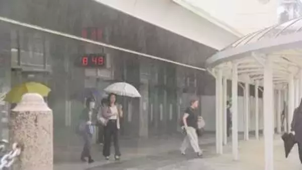 久しぶりにまとまった雨 22日明け方にかけ雷を伴った激しい雨も 気象台が注意・警戒呼びかけ＝静岡