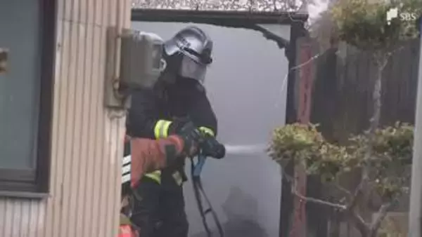 「2階の南側から火が出ている」浜松市中央区安松町で火事 けが人は確認されず