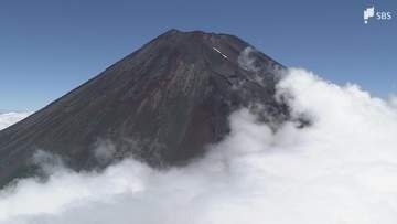 富士山山頂で台湾からの観光客の女性が意識を失う＝静岡県警