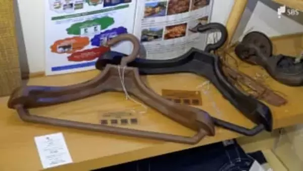 天竜スギの木くずが“1本1万4000円”の一点モノ高級ハンガーに！ 環境にやさしい製品づくりを追求【しずおか産】