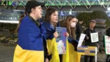 「毎日、家族や友達のことを考えている」ウクライナ侵攻4年 避難者ら浜松で募金呼びかけ