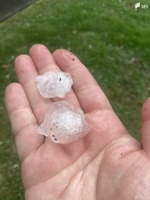 静岡市でひょうが降る今夜は局地的に雷を伴った激しい雨に注意＝静岡市駿河区