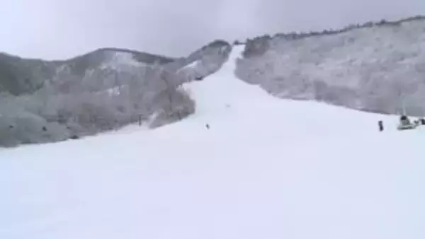 宮城のスキー場続々オープン　蔵王えぼしで初滑り歓声　オニコウベはパウダースノーに期待大