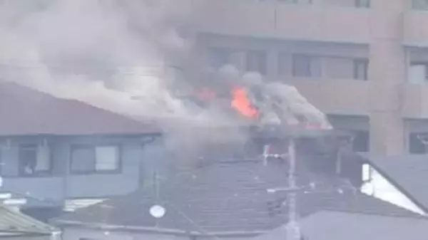 【速報】仙台市内で住宅が焼ける火事　東北新幹線や東北本線の沿線で発生も運行に影響なし　消火活動中