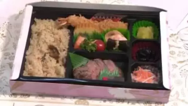 富谷市で一人暮らしの高齢者に「おせち弁当」配達　クリスマスに５５１人へ温かい贈り物〈宮城〉