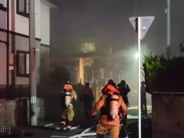 【速報】名取市で建物火災　住宅から出火　消防が消火活動中〈宮城〉
