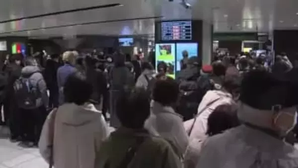 宮城県内の広い範囲で雪　雪による倒木で東北新幹線に乱れ　公立高校入試は目立った混乱なし