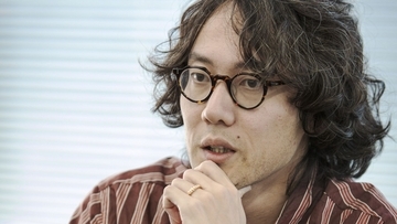 「破局はすでに起きてしまった」斎藤幸平が提唱する、気候崩壊と戦争の時代を生き延びるための“暗黒社会主義”とは