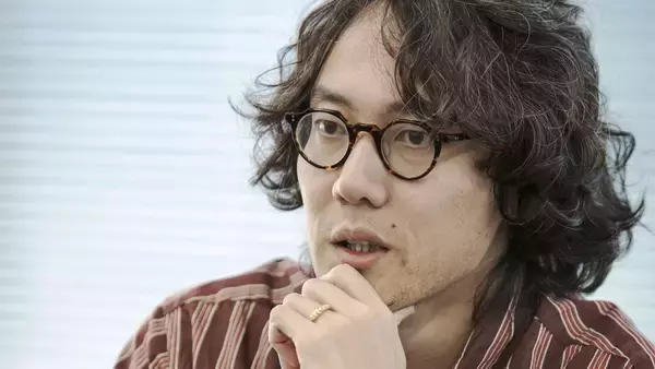 「破局はすでに起きてしまった」斎藤幸平が提唱する、気候崩壊と戦争の時代を生き延びるための“暗黒社会主義”とは