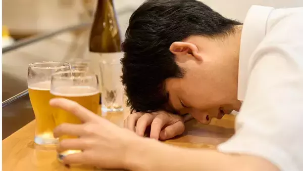 「私の最も好きな毒はお酒です」酒にタバコ…身体に悪いと分かっていても摂取してしまうのはなぜ？　薬学博士が解説する「毒」と人間の関係