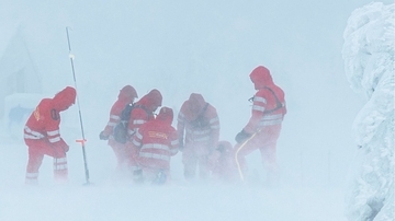 〈相次ぐ外国人スキー場遭難〉「通常なら立ち入らないはずの場所」滝つぼにコース外転落死した女性はカナダ政府機関職員…相反する県警とスキー場の見解、何があった？