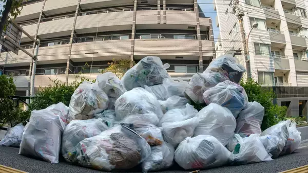 中華系闇民泊が野放しに…豊島区の規制強化でも塞がらない“抜け穴” 「法を守る者ほど損をする」現実