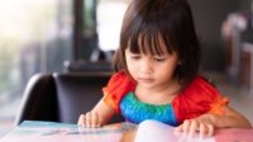 アリとキリギリス、北風と太陽…なぜ子どもには「物語」で教訓を伝える必要があるのか？ただ説明するだけでは「実感」につながりにくい科学的根拠