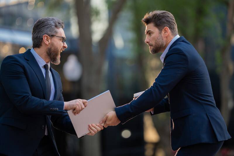 「これは芸術の死だ」AI画像生成がアートコンテストで優勝してしまった…もう法整備を待てない、この流れは誰にもとめられないのか