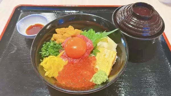 「日本人にはムリ！」「いくらなんでも高すぎる」…海鮮丼1食約7000円、豊洲で話題の「インバウン丼」は中国人の“爆食い”で日本の観光新境地を切り拓けるか