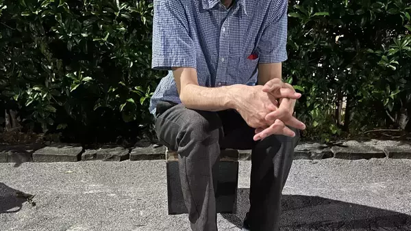 ゲイだと言い出せず、中1で酒に逃げアルコール依存症になったひきこもり男性「苦しんだ自分に意味はあった」と思えた出会い【2025 ルポ・ひきこもりからの脱出記事 5位】