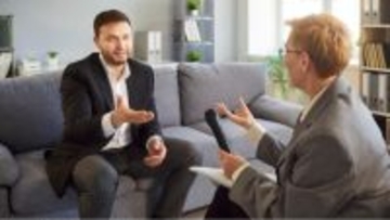 ネイティブが密かに引くNG英語…英会話でもっとも大事なのは文法ではなく、日常的な表現や語彙を増やす努力を欠かさないこと