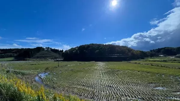 過疎地に押しつけられた原発が放射性物質を撒き散らし、福島県の美しい飯舘村を破壊…経済発展と引き換えに日本がこの100年で失ってきた本当の豊かさとは