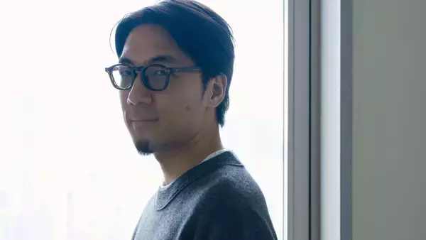 「部活は無所属、本業はキャンドゥ」「恋愛がないと仲良くなれる」6年間男子校育ちのtofubeatsが語る『正反対な君と僕』への共感と距離感