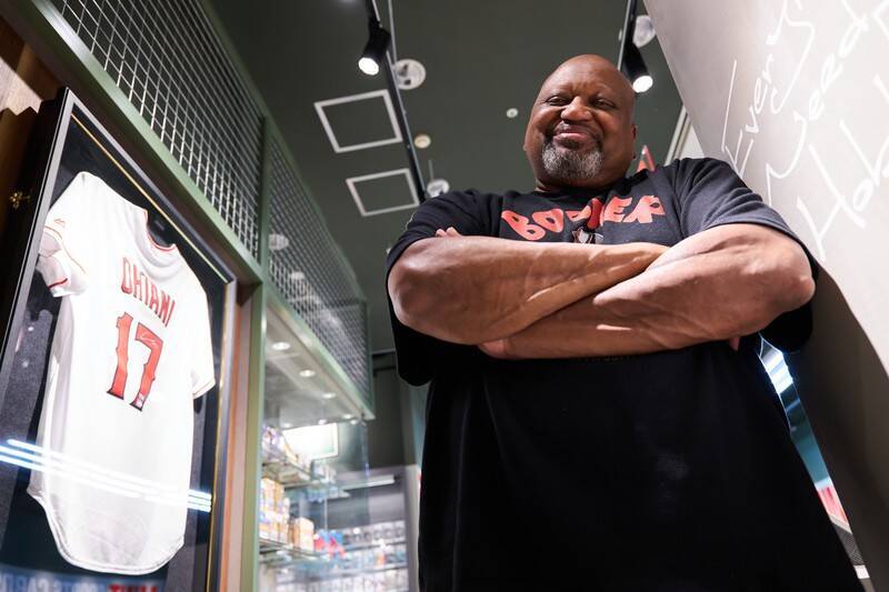 ブーマーが現役当時、日本に来て一番驚いたこと。「ホテルの大浴場でいきなり裸の姿を撮られたことも…そんなに私のイチモツが撮りたかったんですかね」