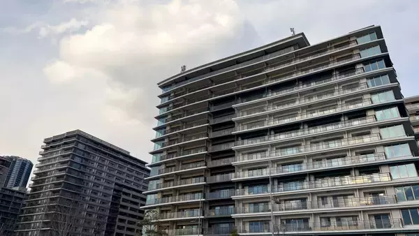 【賃貸VS購入】マンション価格が超高騰している今、正解はどっち？　迷っている人が絶対知っておくべき“真の条件”