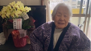 〈109歳・箱石シツイさん死去〉「一家心中を図ったことも…」関東大震災も東京大空襲も経験、“世界最高齢の現役理容師”が遺した「生きる力」