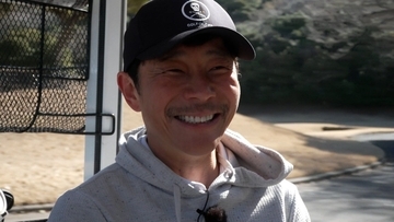 〈前澤友作〉世界に１台の“エルメス製ロールス”で私設ゴルフ場へ…独占取材で語った「僕は何をやってもお金持ちになると思う」理由