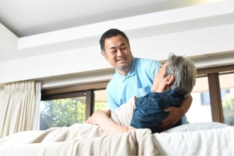 「親の介護＝お世話」は勘違い？ 子が担うべき真の役割は「司令塔」となって役所やプロを上手に活用しながら共倒れを防ぐこと