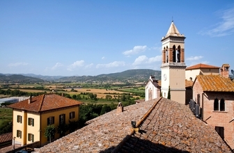 ブルネロ・クチネリが「世界で一番美しい会社」と称される理由…イタリアの小さな村が最高級カシミヤを生み出す哲学